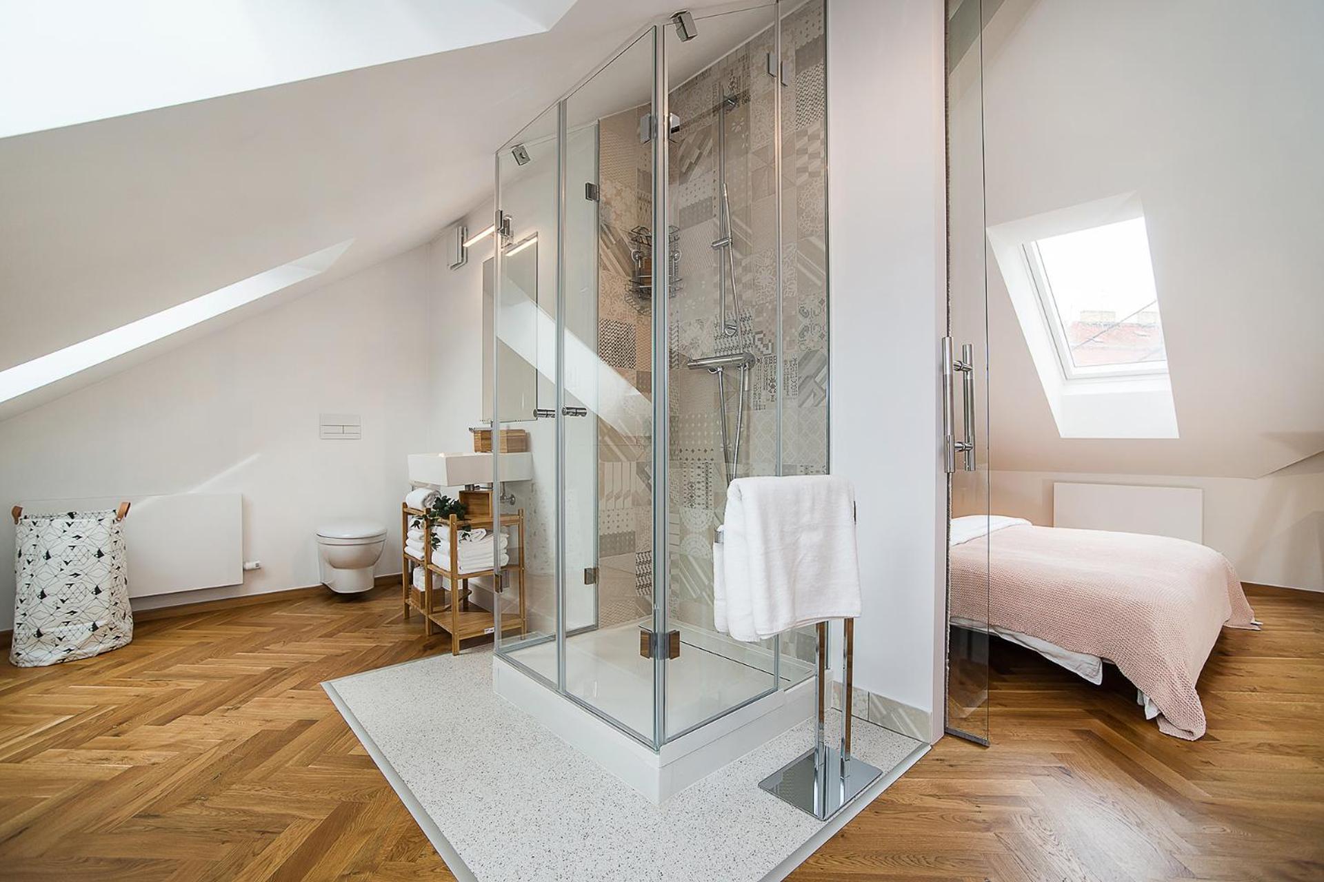 Large And Modern Apartment In The Heart Of Praga Exterior foto